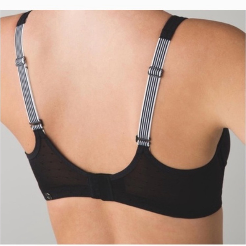 Lululemon underwire mesh bra size XS - Picture 6 of 6